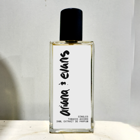 Singles - Tobacco Accord Extrait de Parfum for VIP Members